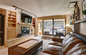 MP615 Mountain Plaza Center Village Condo 2BR 3BA Hot Tub condo